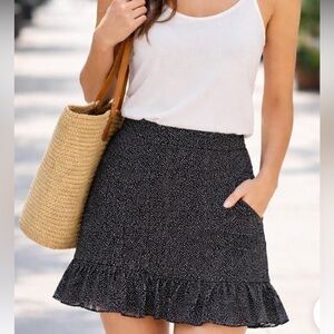 NWOT Abercrombie & Fitch Y2K Navy Blue Polka Dot Ruffle Hem Mini Skirt | S